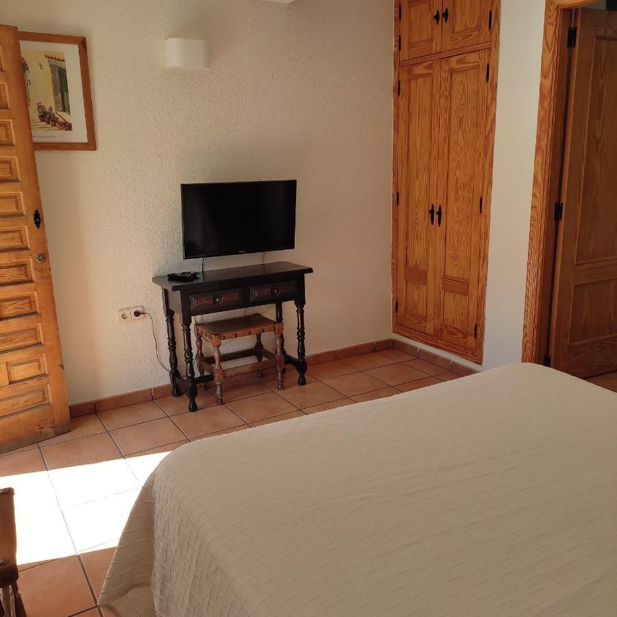 ארנחואז Hostal Castilla מראה חיצוני תמונה