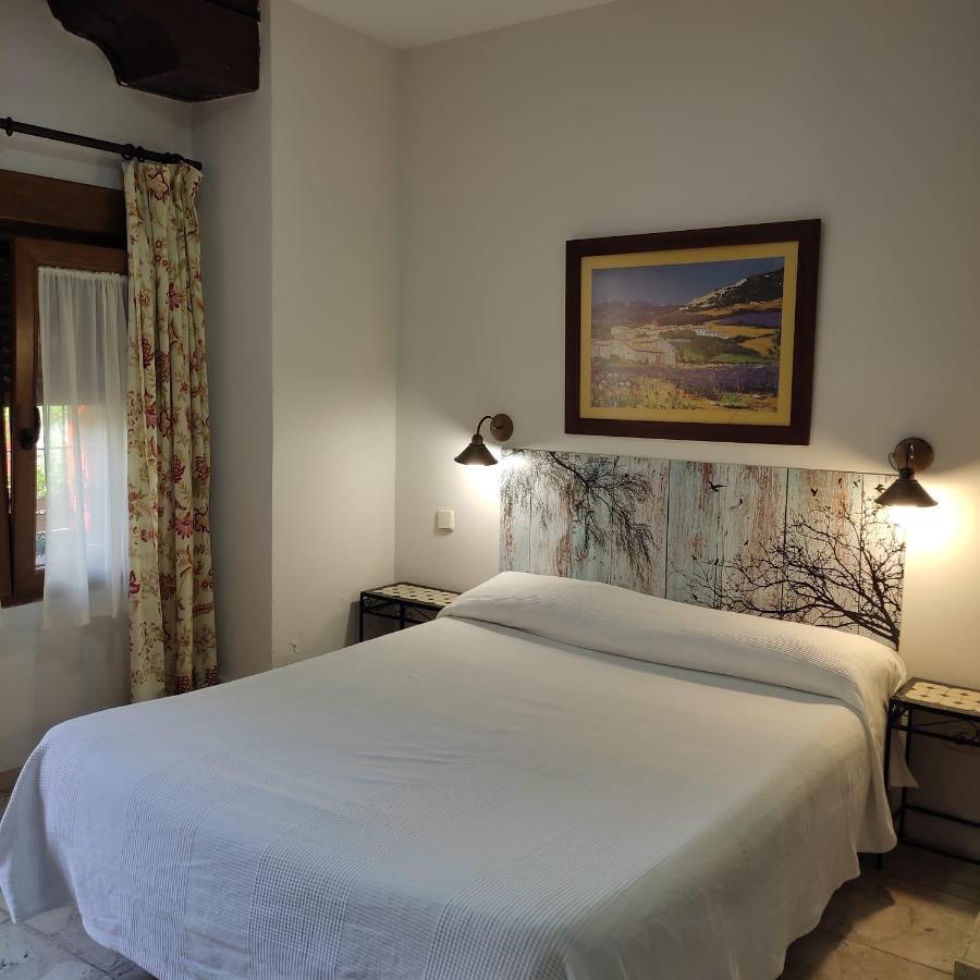 ארנחואז Hostal Castilla מראה חיצוני תמונה