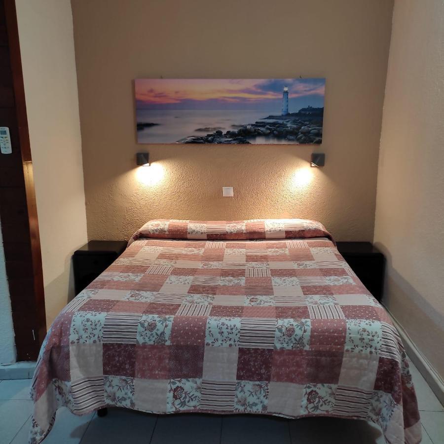 ארנחואז Hostal Castilla מראה חיצוני תמונה
